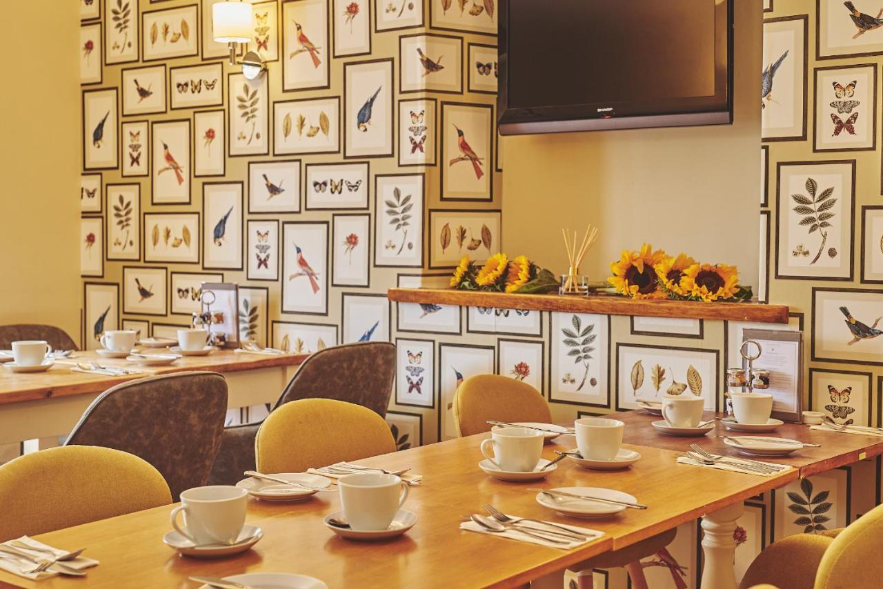 The Lansdowne Guest House Bourton-on-the-Water Extérieur photo The restaurant at the hotel