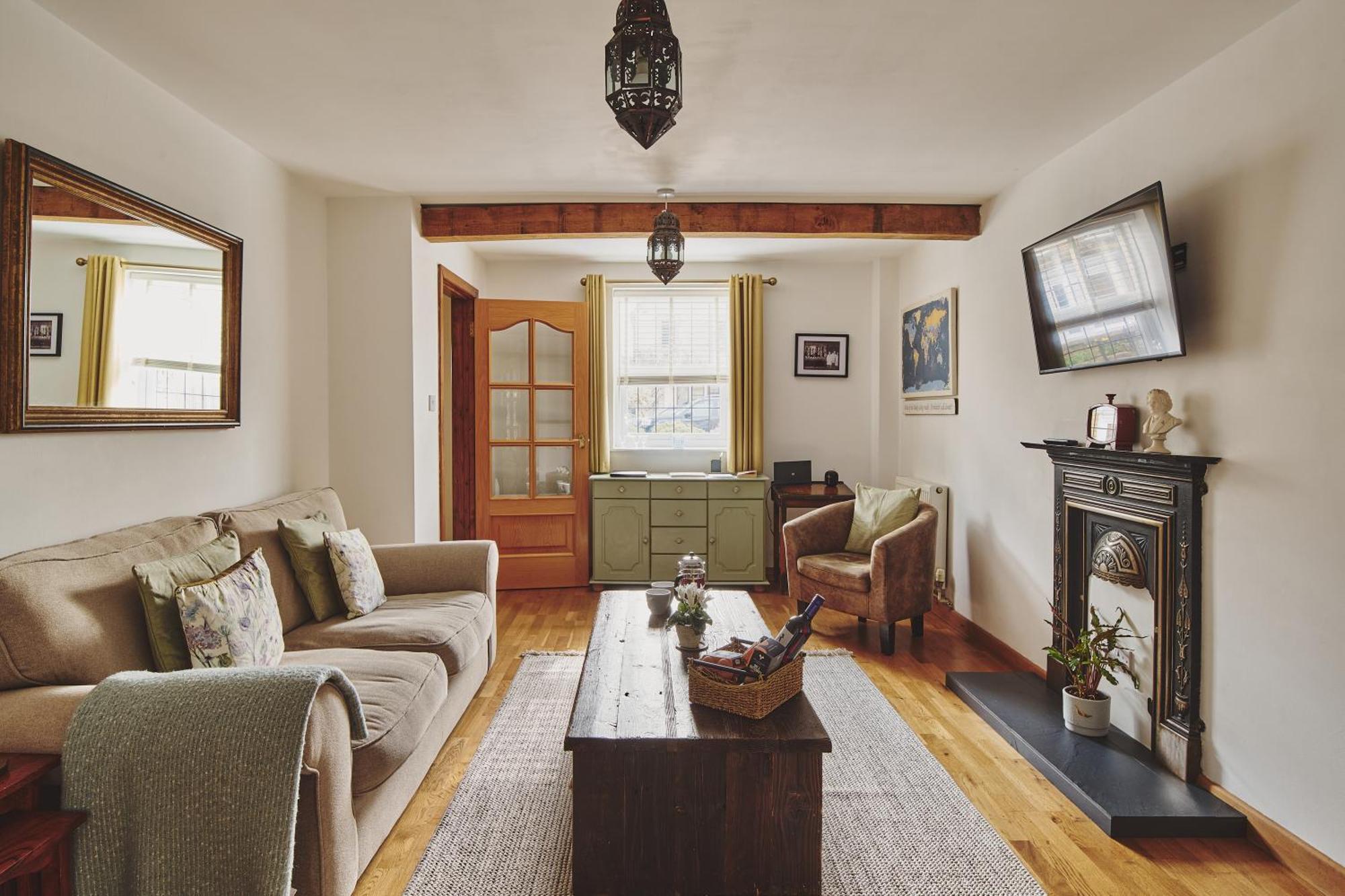 The Lansdowne Guest House Bourton-on-the-Water Extérieur photo The living room