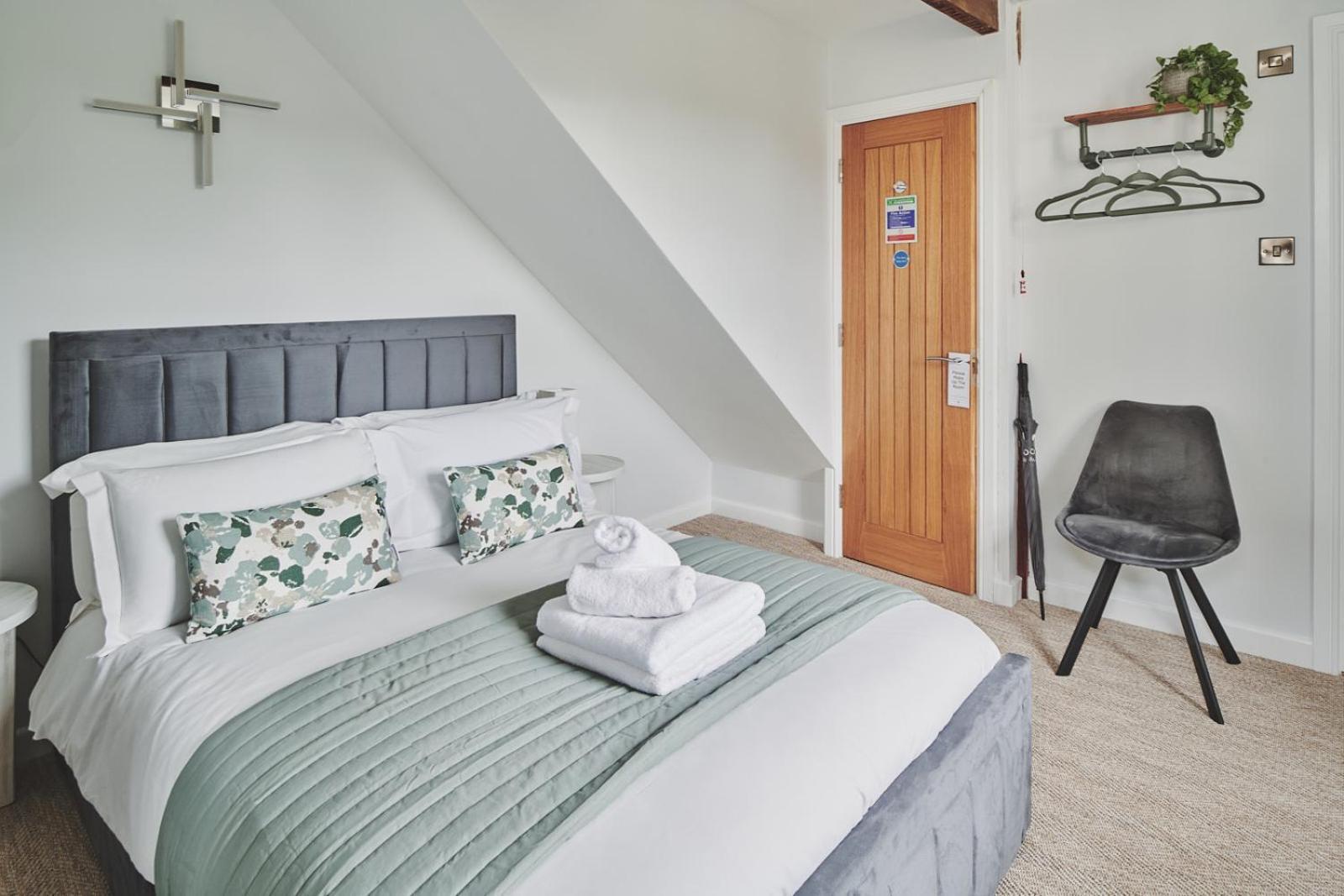 The Lansdowne Guest House Bourton-on-the-Water Extérieur photo A bedroom at the hotel