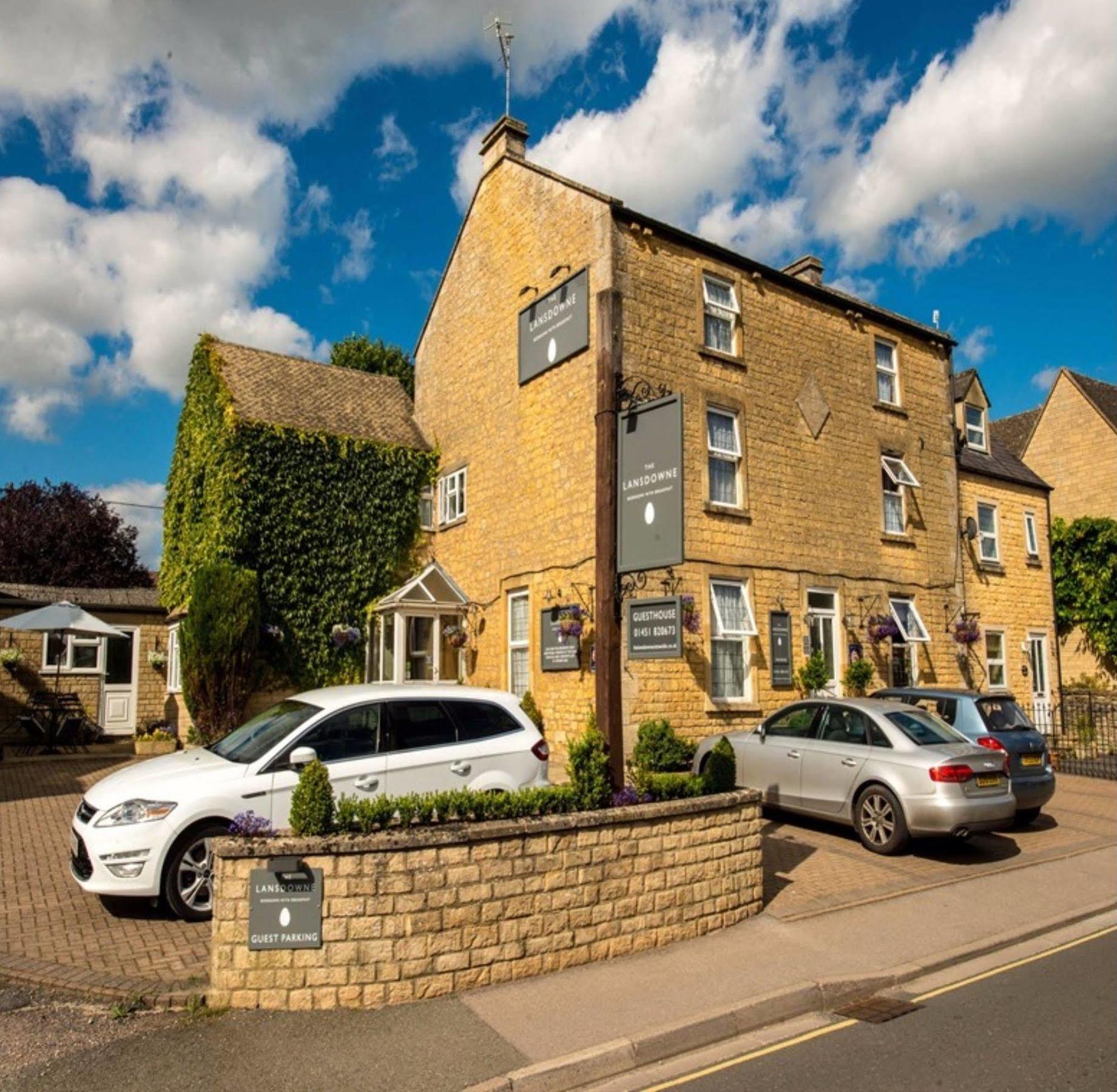 The Lansdowne Guest House Bourton-on-the-Water Extérieur photo The Old Swan Hotel
